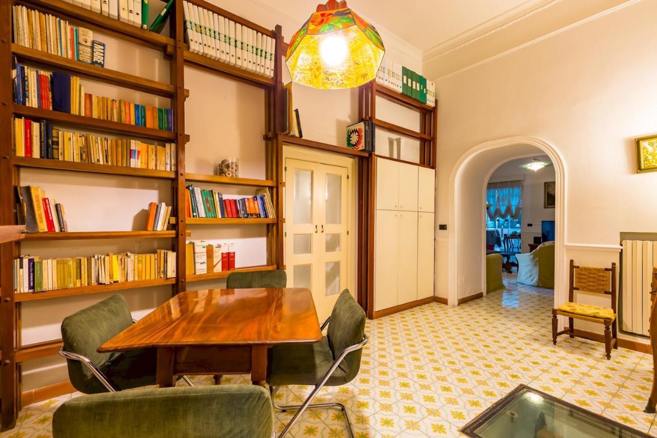 Villa Paola - Hidden Panoramic Garden And Terraces By Napoliapartments מראה חיצוני תמונה