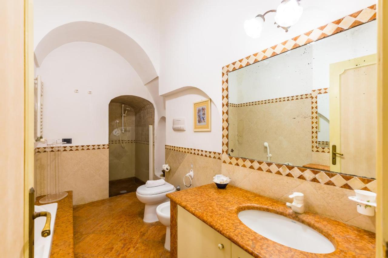 Villa Paola - Hidden Panoramic Garden And Terraces By Napoliapartments מראה חיצוני תמונה