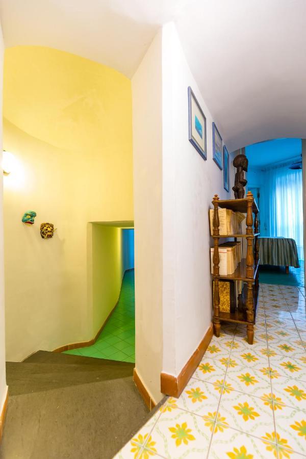 Villa Paola - Hidden Panoramic Garden And Terraces By Napoliapartments מראה חיצוני תמונה